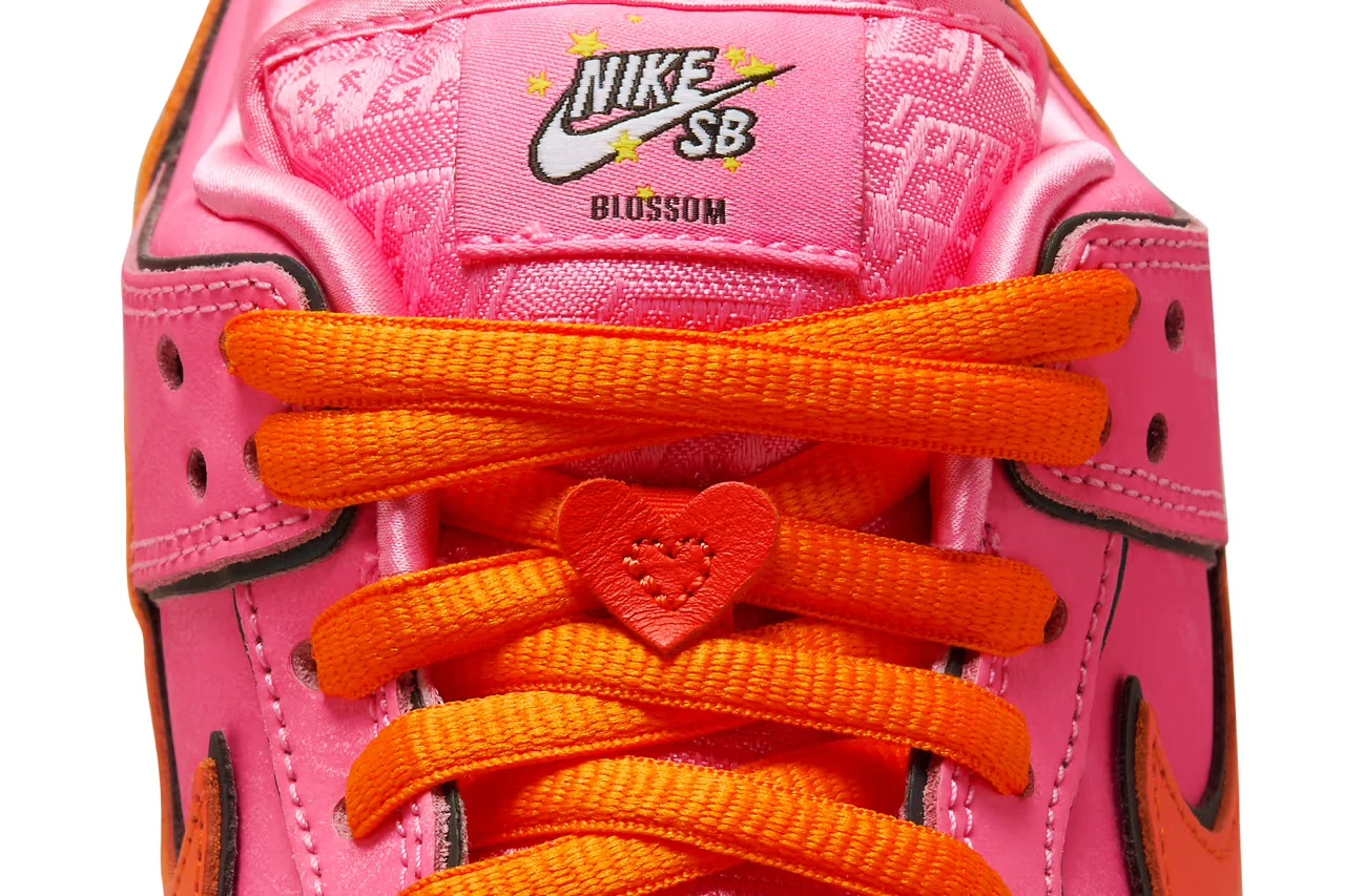 The Powerpuff Girls x Dunk Low Pro SB QS - 'Blossom' - Image 7