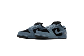 Supreme x Dunk Low SB 'Ocean Fog'