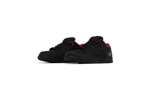 Supreme x Dunk Low SB 'Black'